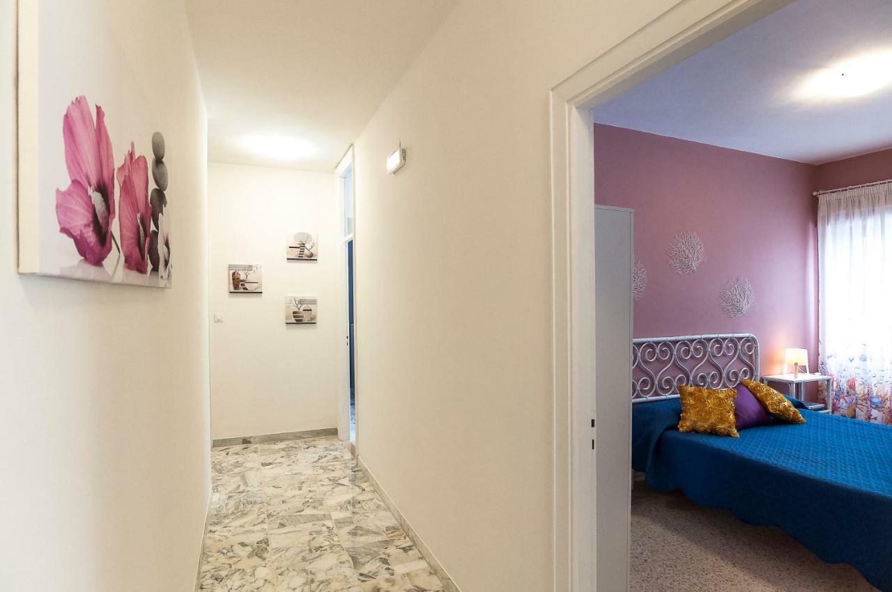 Casa Vacanza Flora Apartment สแปร์ลองกา ภายนอก รูปภาพ