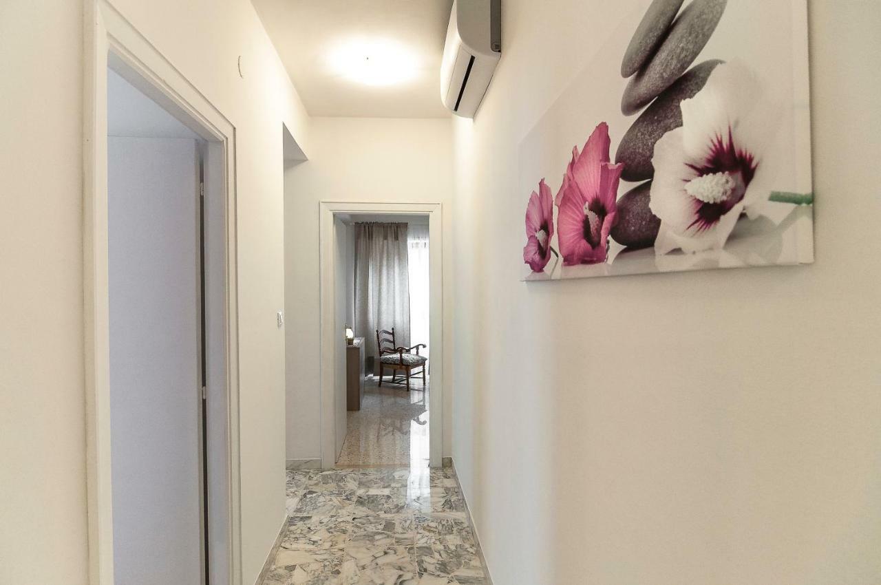 Casa Vacanza Flora Apartment สแปร์ลองกา ภายนอก รูปภาพ