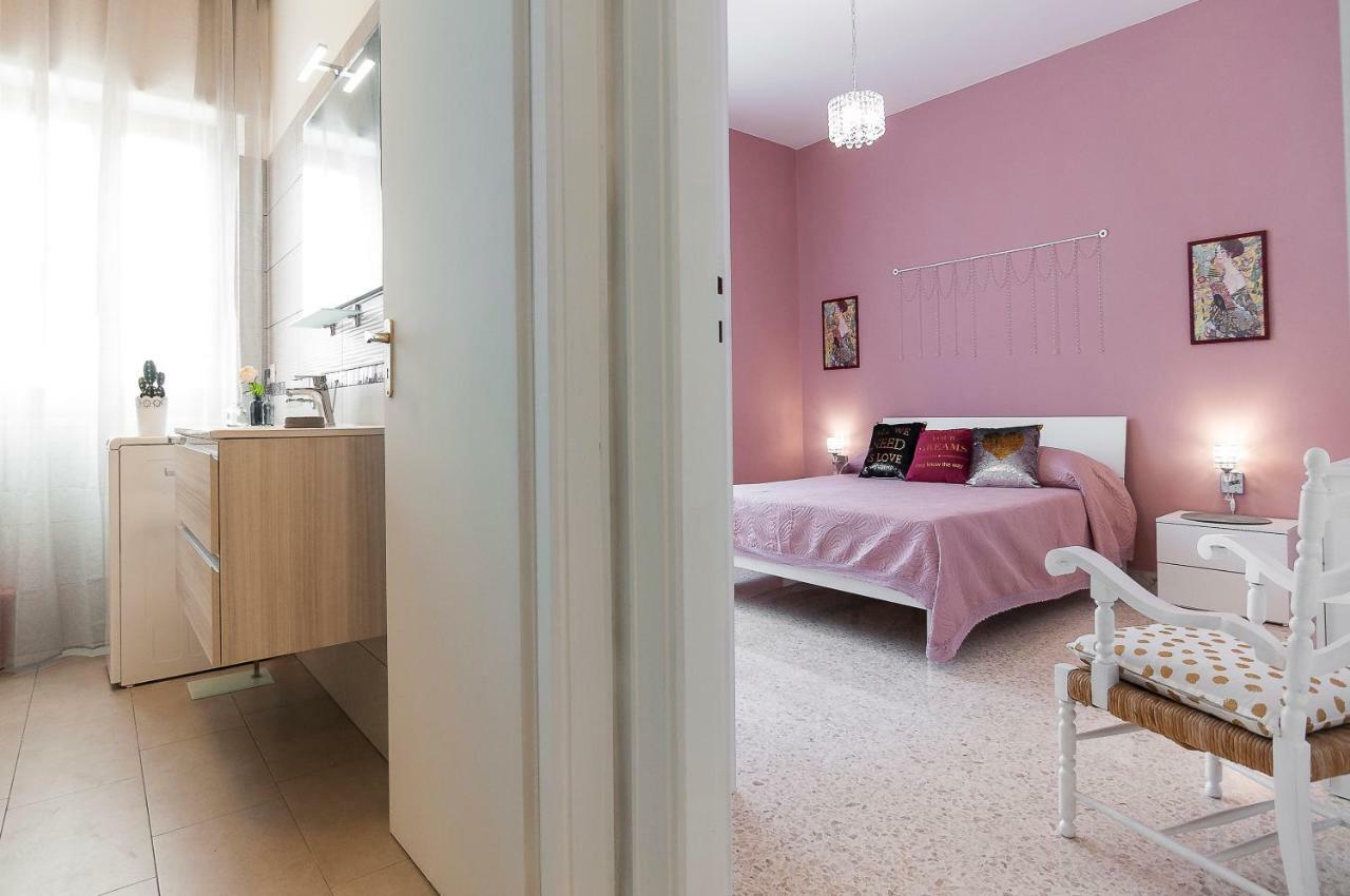 Casa Vacanza Flora Apartment สแปร์ลองกา ภายนอก รูปภาพ